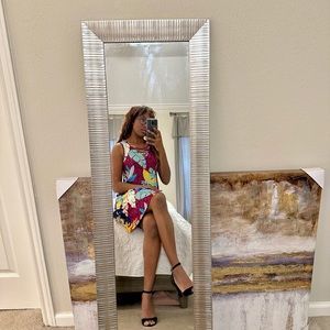 New size large vibrant tropical floral dress